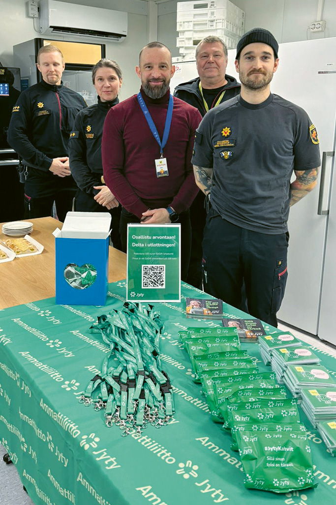 Työpaikkakiertue käynnissä Pohjanmaan pelastuslaitoksella Vaasassa.